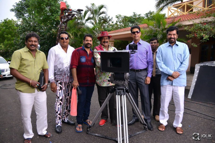 Meelo Evaru Koteeswarudu